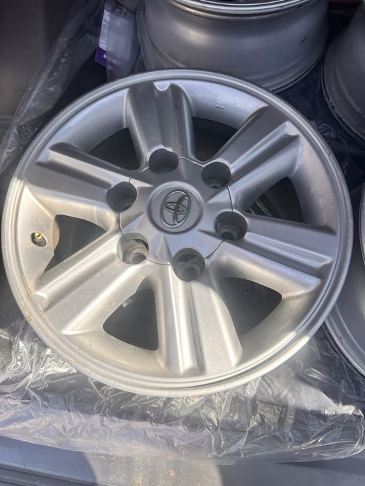 Джанти Toyota 6x139.7 R15