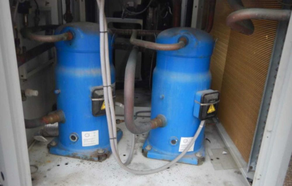 Vand / Inchiriez chiller CARRIER 49KW