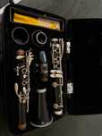vand Clarinet Yamaha 250 pret usor discutabil