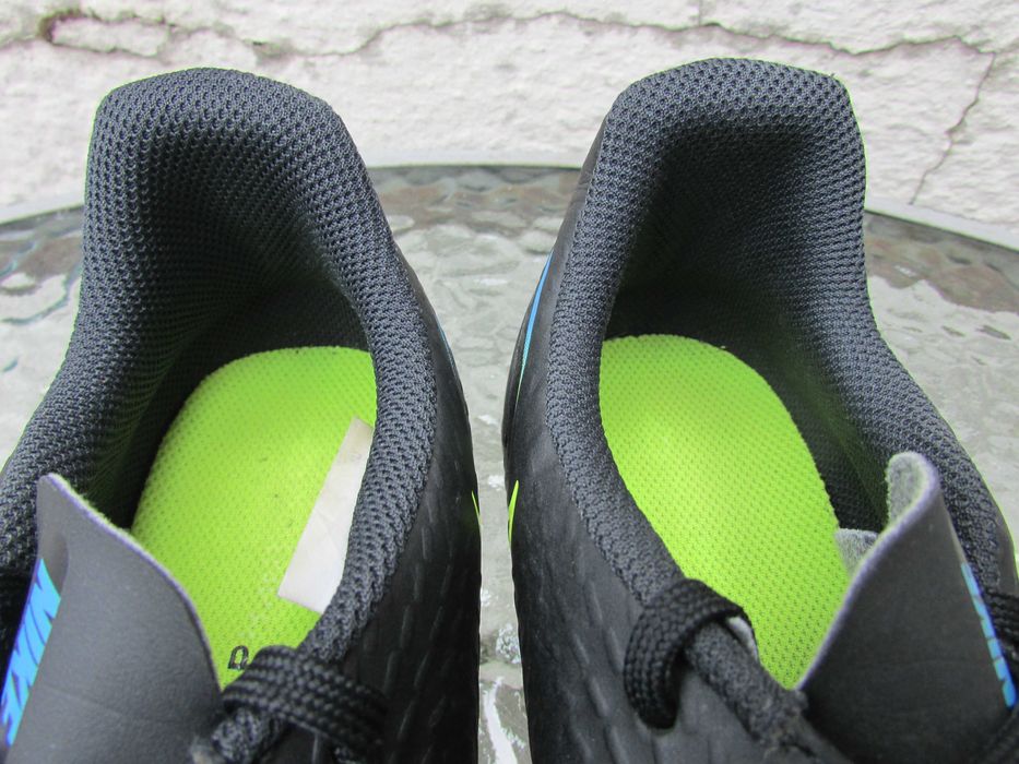 Футболните обувки Nike Phantom