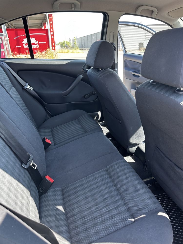 Skoda Octavia Tour 1.6 MPI