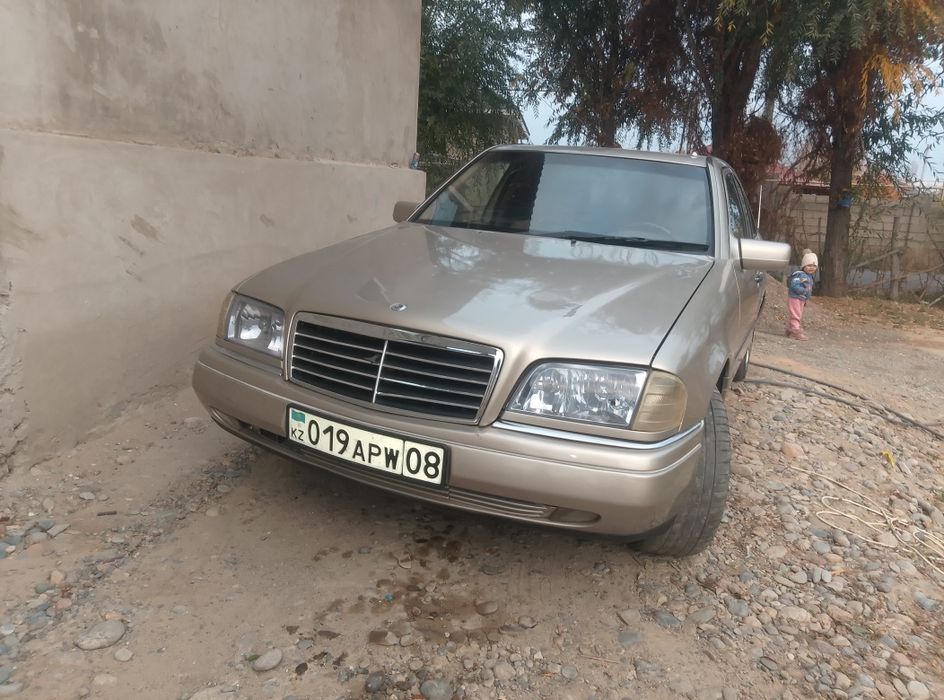 Мерседес сатилат