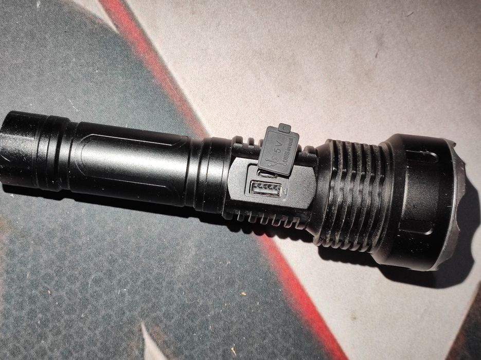 Очень мощный фонарь 2000 lm