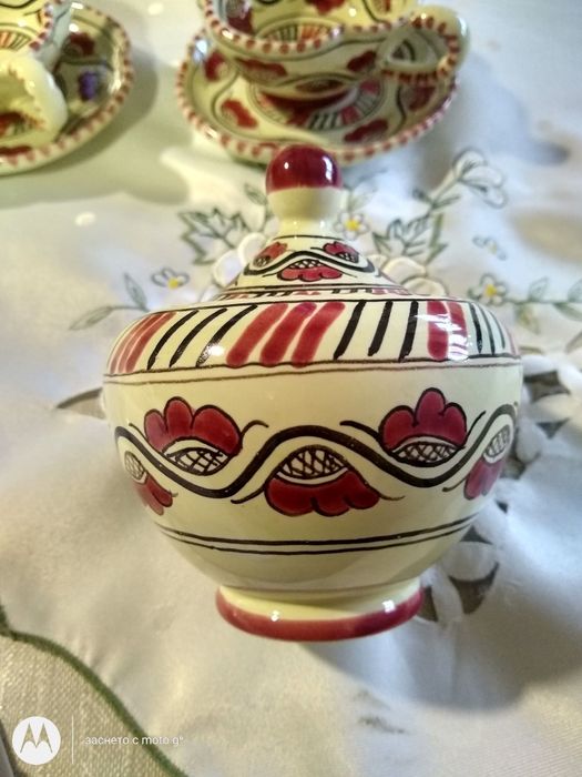 Италианска ръчно рисуван сервиз за кафе S.C.O Orvieto Italy.