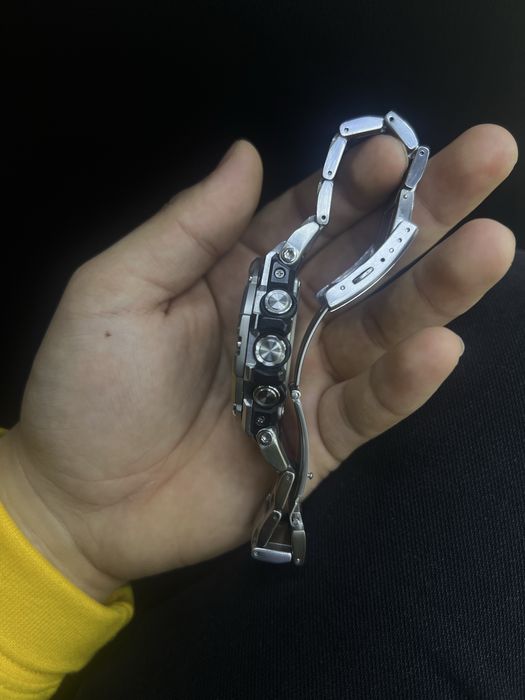 G-shock B100 без коробки подкючается через приложение