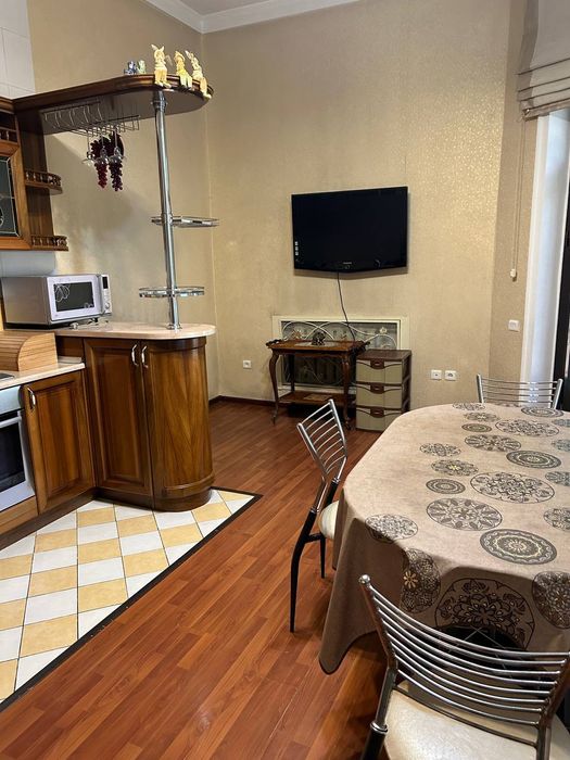 Сдается на метро Хамида Олимджана Дархан участок ховли дом сдаётся в а