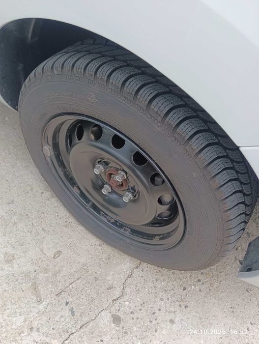 Гуми с Джанти за Дачия