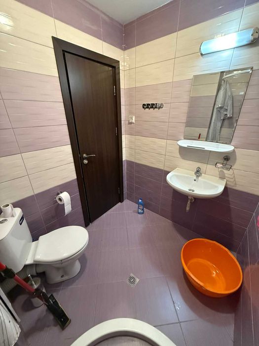 Двустаен апартамент под наем в района на Колхозен пазар