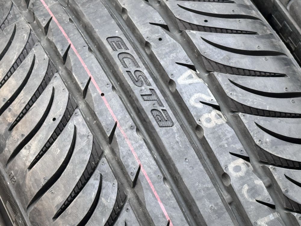 205/50/R17 Kumno Ecsta 4бр летни нови RunFlat dot3616