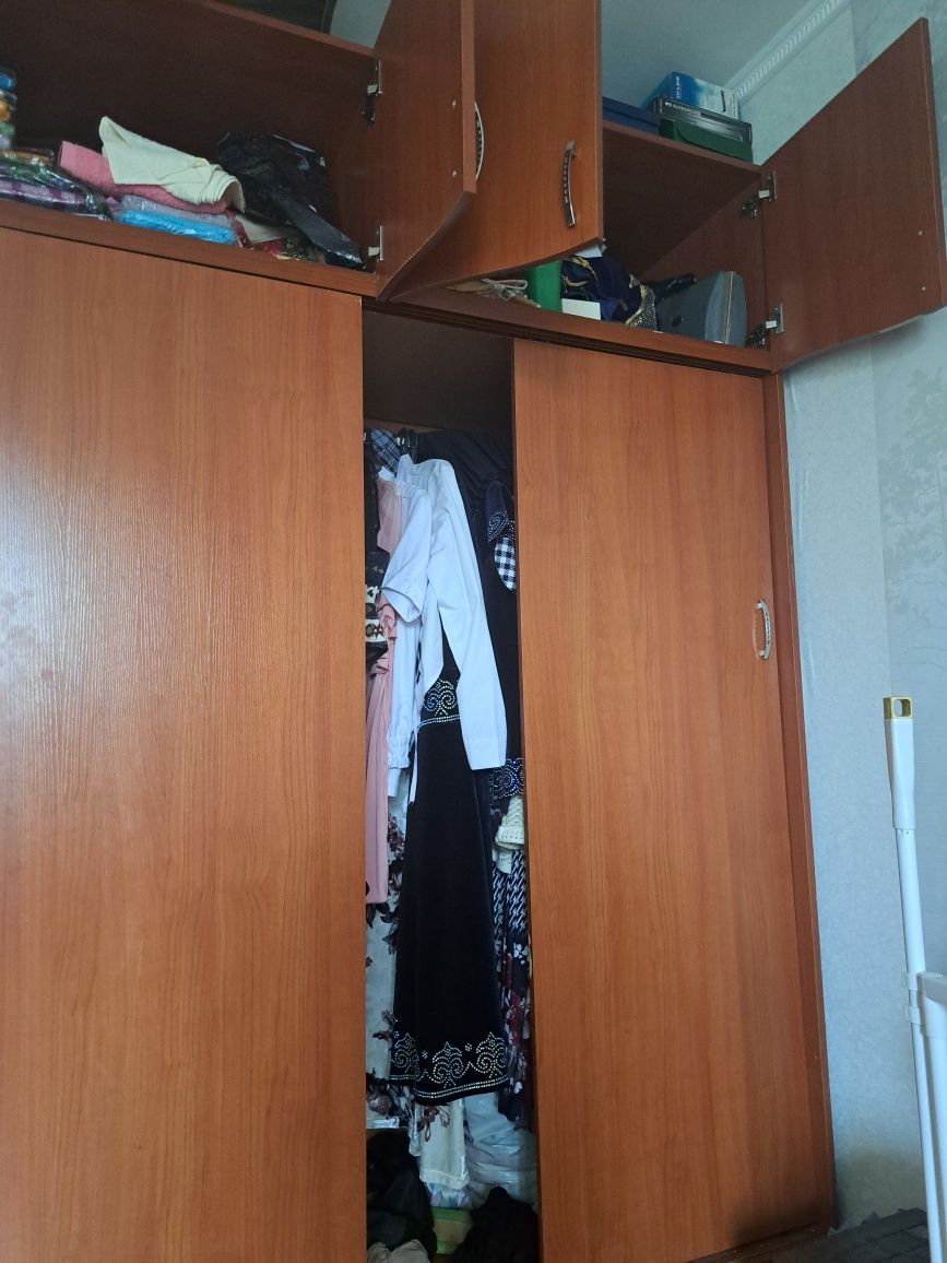 Продать шкаф купе