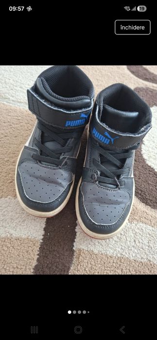 Adidași Puma in stare foarte buna mărimea 29 interior 19 cm