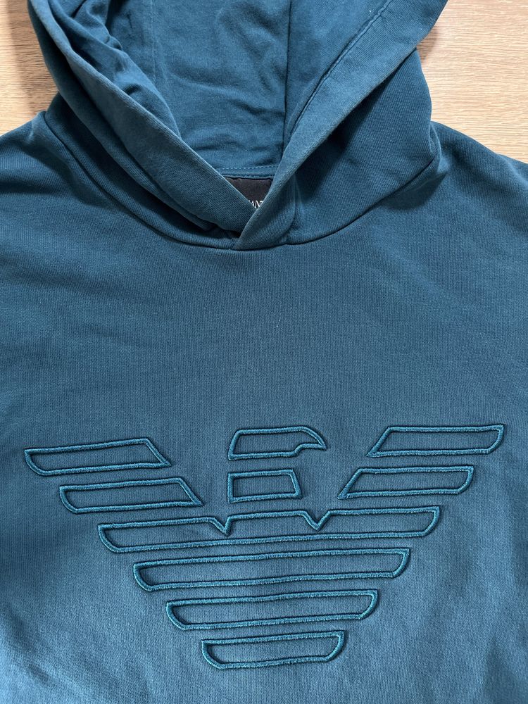 Hugo Boss,Emporio Armani размер S-M