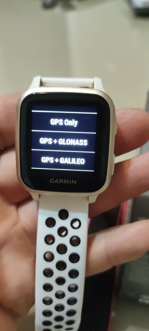 Garmin venu sq смарт часовник