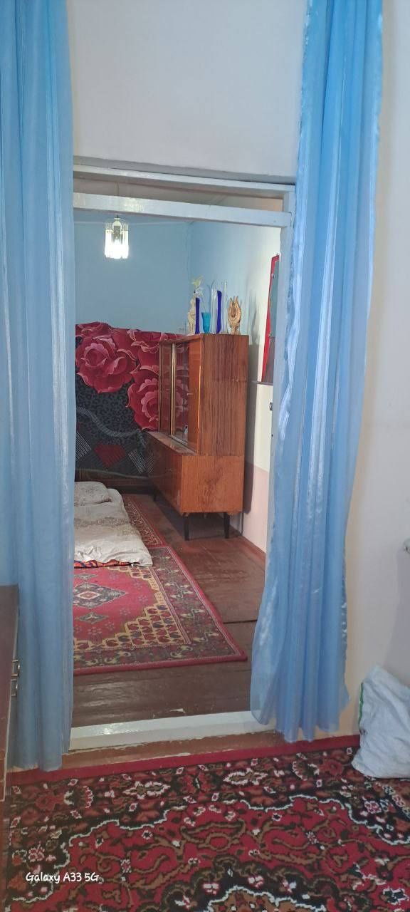 Xovli uy srochno sotiladi