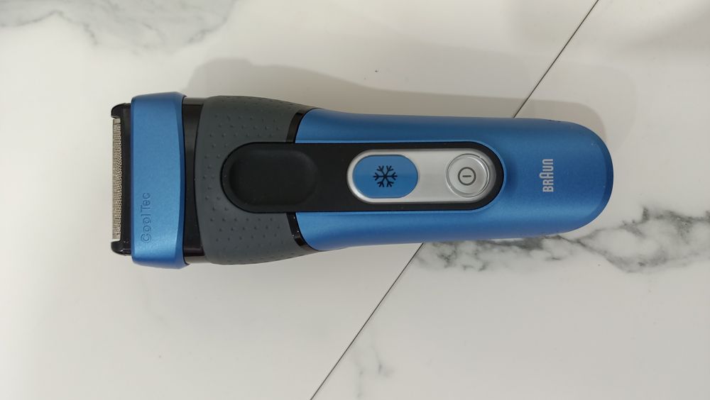 Электробритва Braun CoolTec