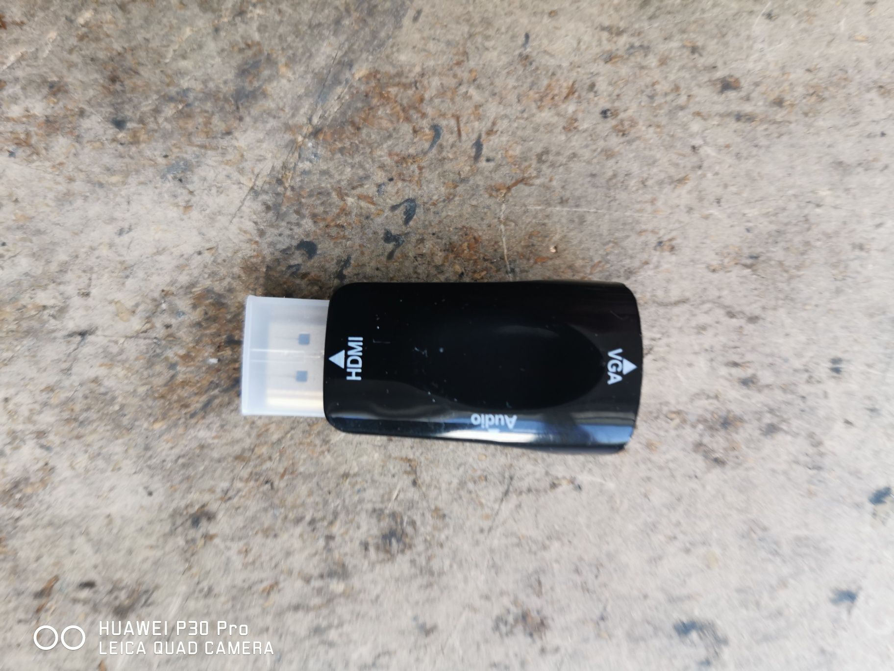 Преходник HDMI to  VGA