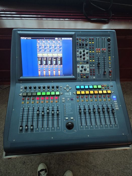 Mixer digital Midas PRO1
