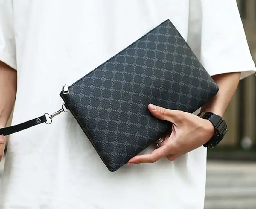 Мъжка чантична за лични вещи