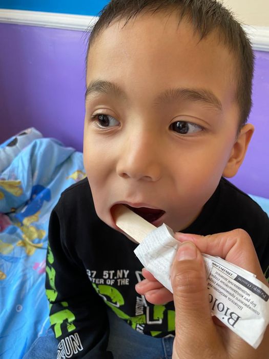 Логопед-Дефектолог ( 18  мкр. )