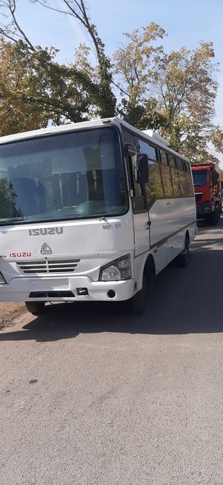 Исузу НП21 люкс 2015-йил