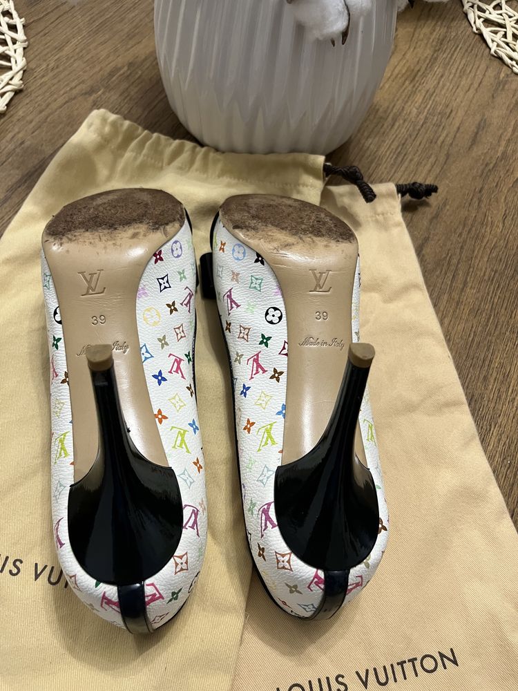 Pantofi Louis Vuitton