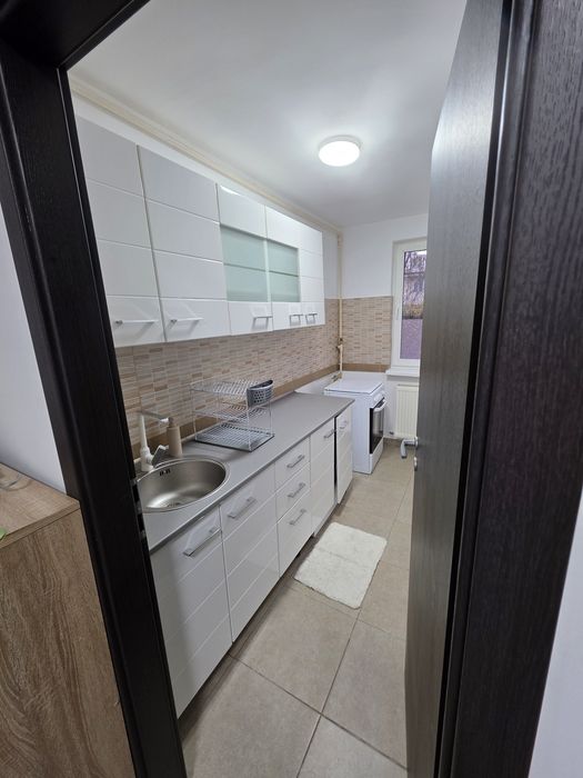 Inchiriez garsoniera ,36 m utili