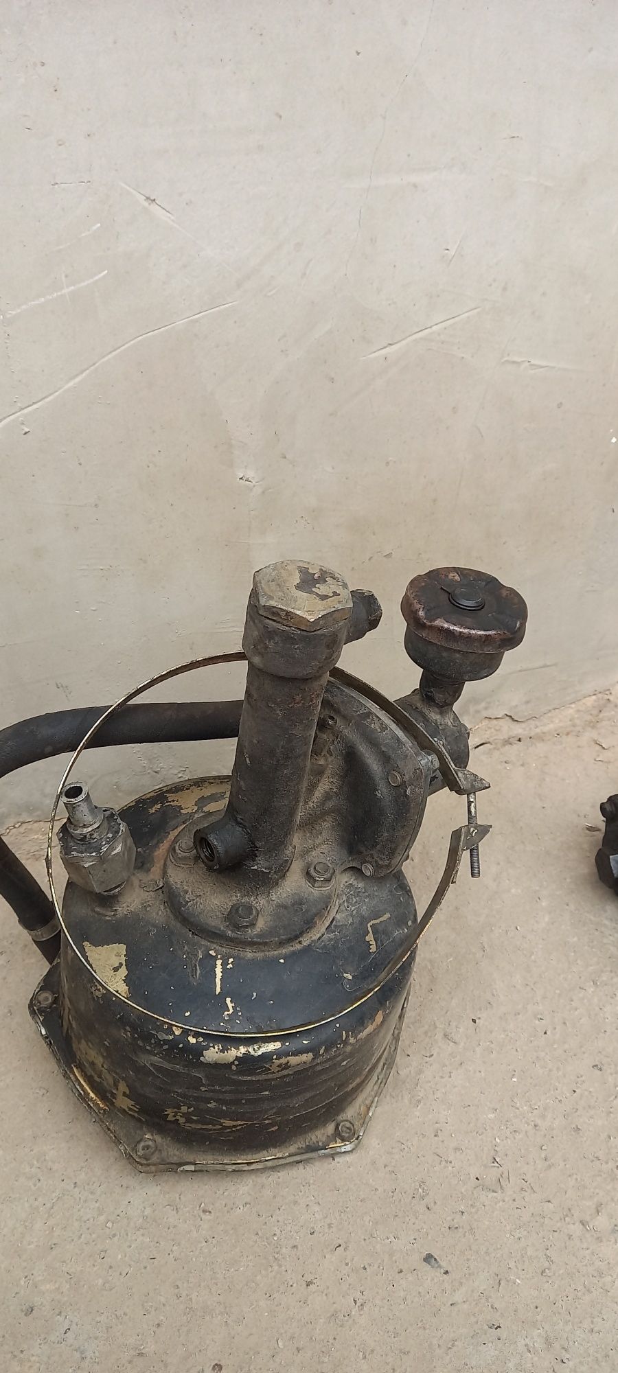 2401 vakum sotiladi
