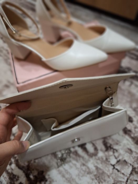 Стилни дамски обувки