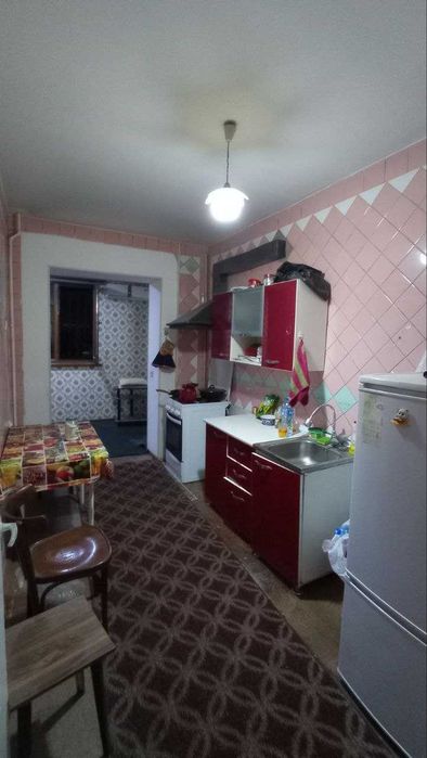 Продается 4-комнатная квартира, 81 м²