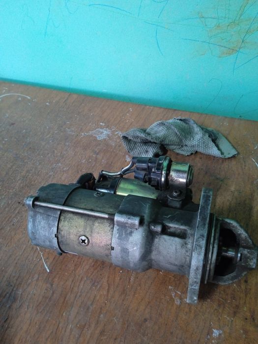 Срочно продам стартер на погрузчик