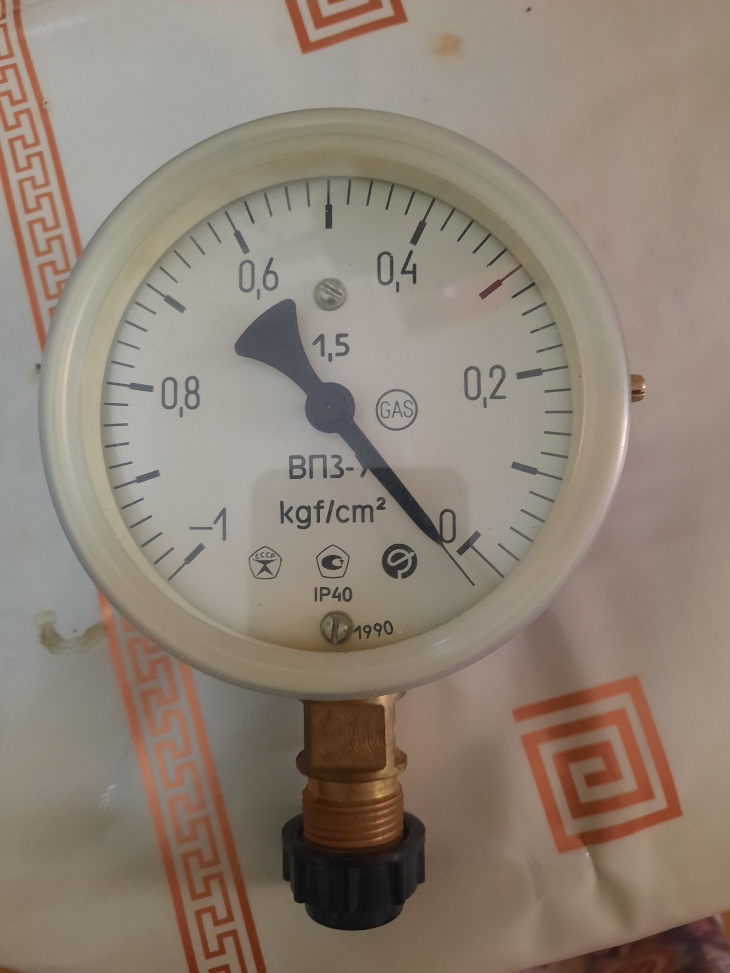 Продаётся манометр