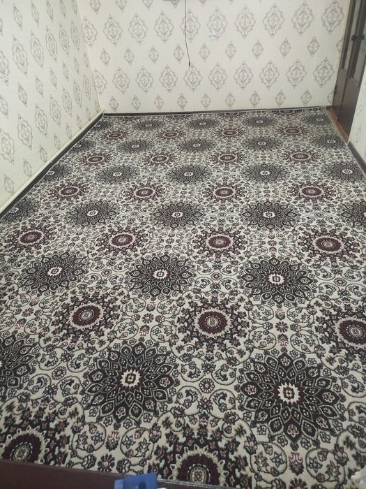 Гилам сотилади зор холлатда