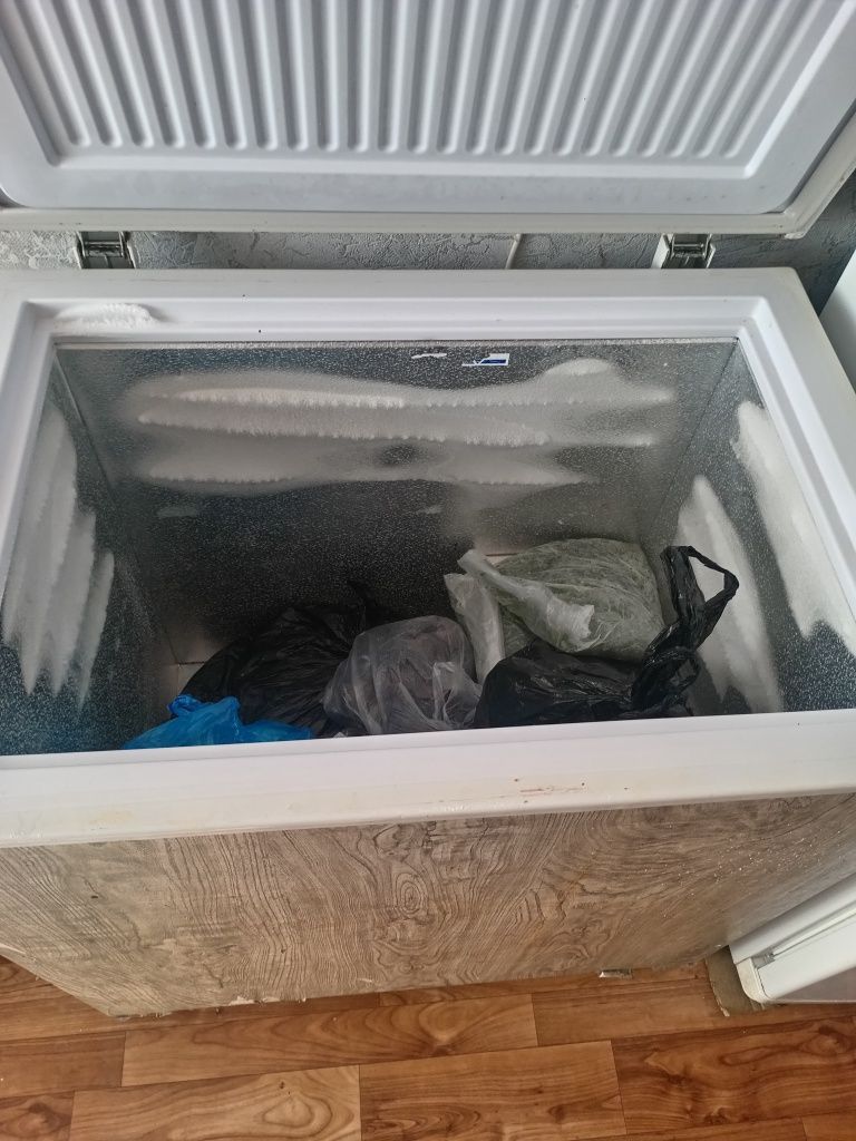 Продам морозильную камеру