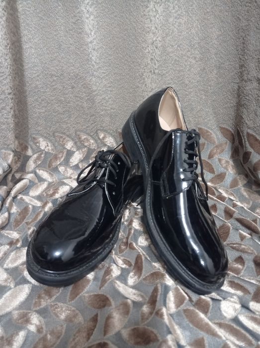 Maxsus Oyoq kiyimlar