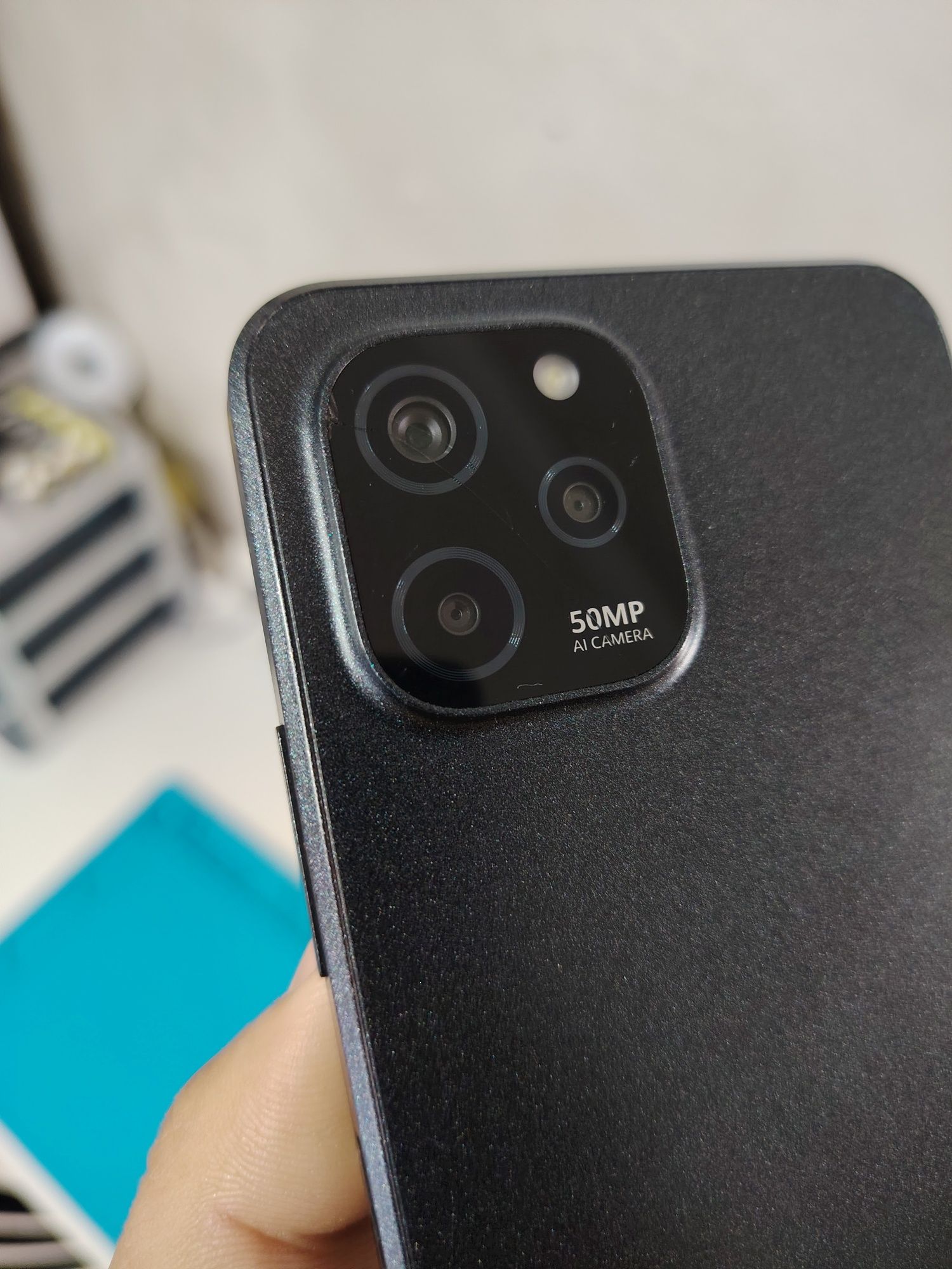 Huawei nova y61.