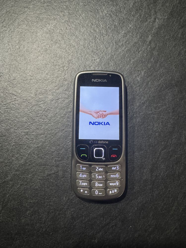 NOKIA 6303 перфектно състояние.