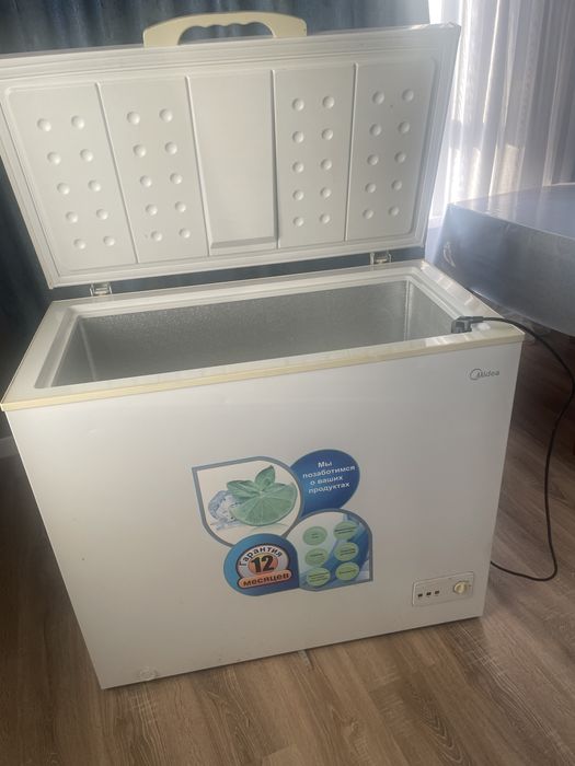 Морозильник-сундук, даром