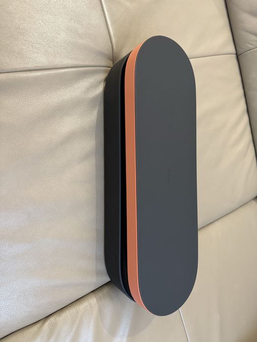 Dyson Airstrait кутия