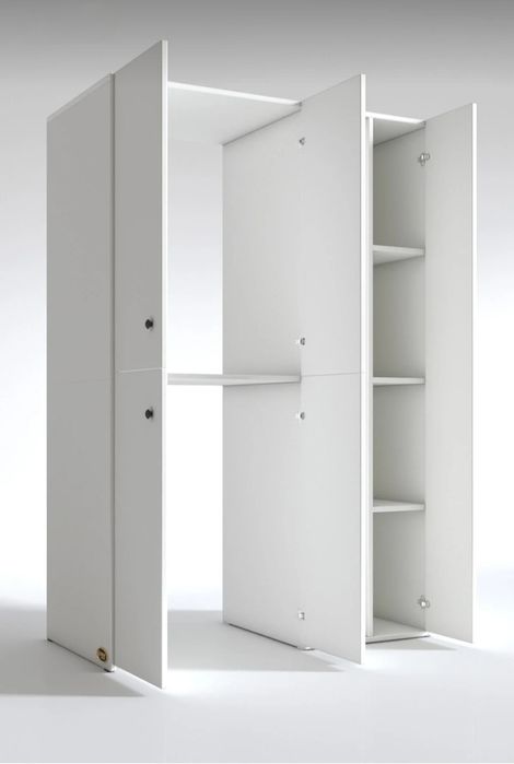 Шкаф за пералня и сушилня с рафтове и място за маса гладене