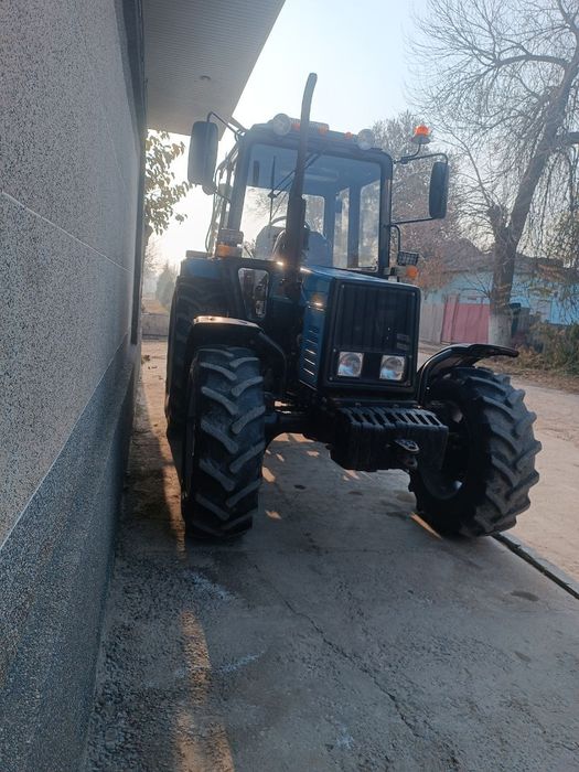 Belarus 1025 2 traktori sotilad 2023