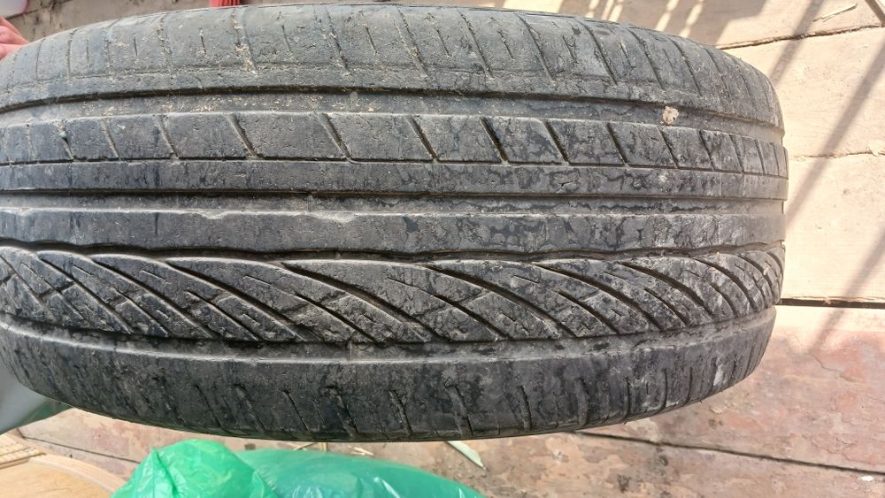 Авто покрышки б/у