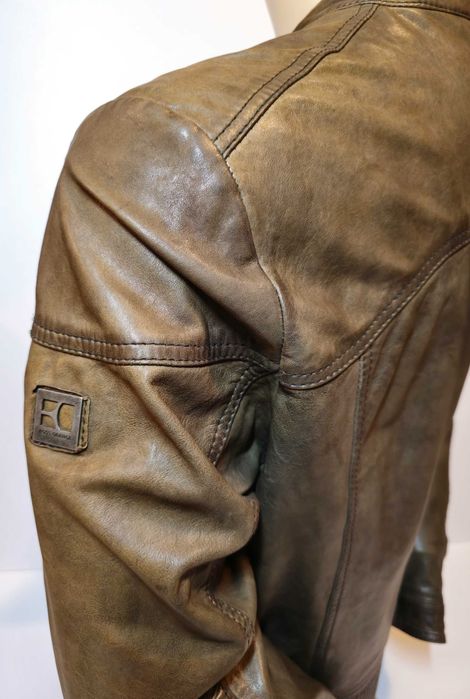 BOSS - Мъжко кожено яке от естествена кожа