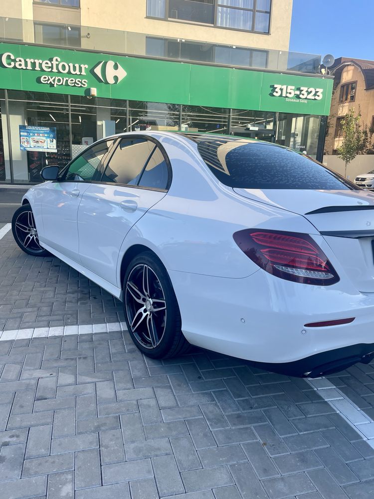 Mercedes E Class W213 Pack Amg  (Primul Proprietar)