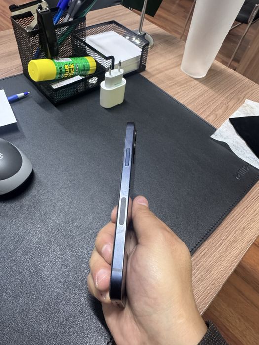 Продаю IPhone 12 64GB