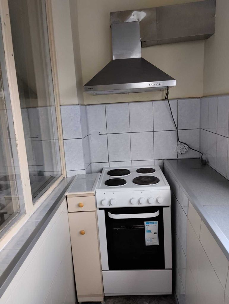 Дава се под наем Двустаен апартамент в Плевен, Дружба 4 - 50 кв.м за 280.5 € - Снимка #3
