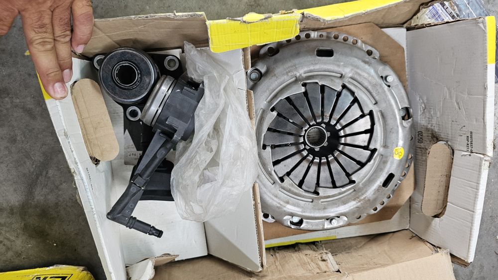 Kit Ambreiaj Luk nou! Seat Ibizza,Alhambra,Audi A3,Audi TT benzina