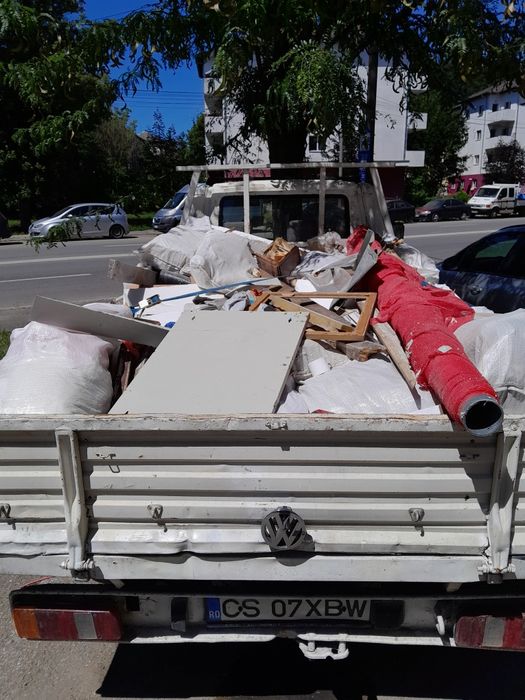 Debarasari apartamente moloz etc.