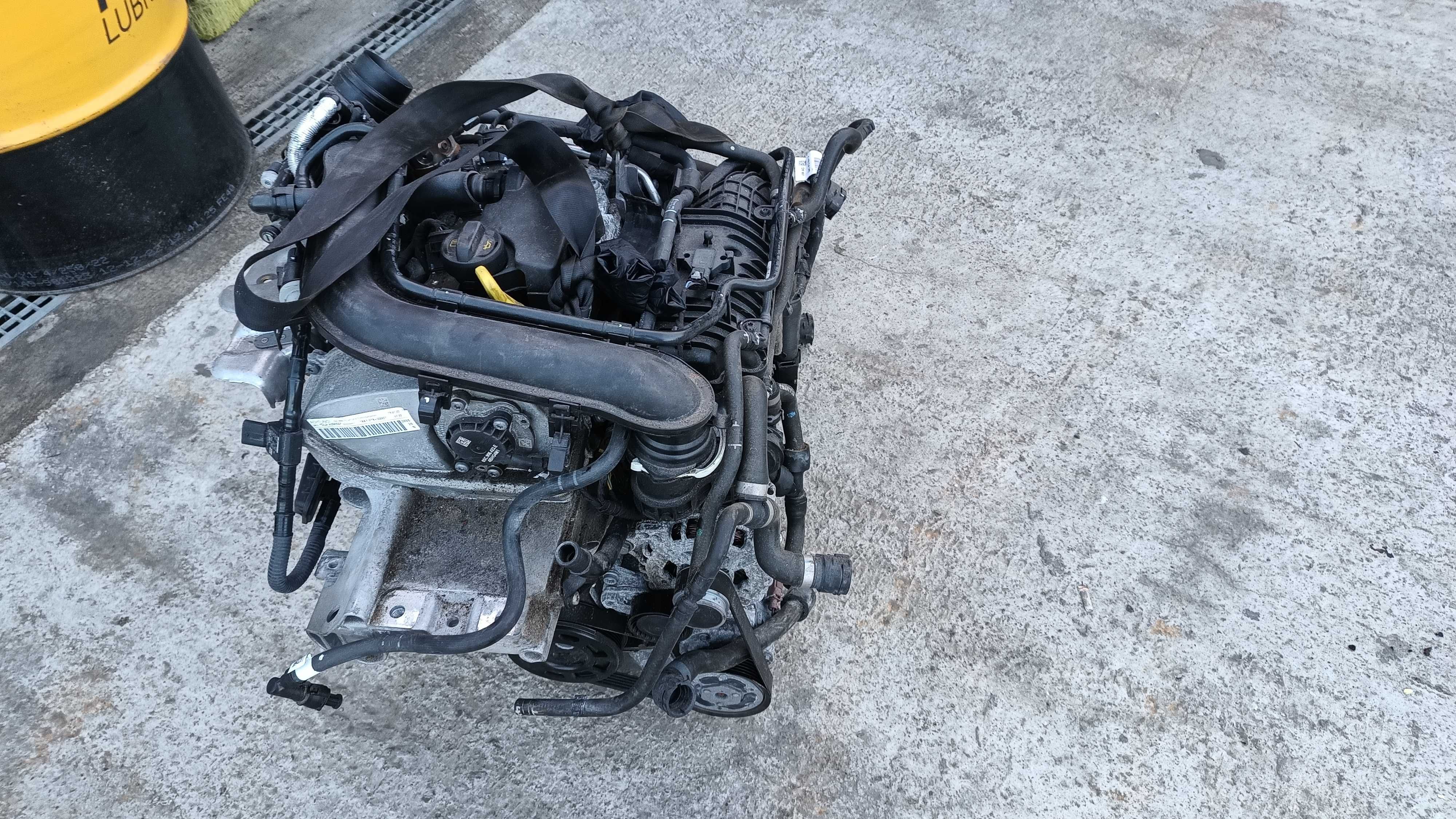 Injector AUDI Q2 1.0 TSI DLAA