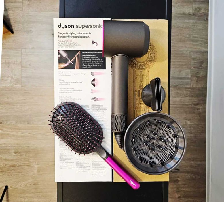 Dyson Supersonic HD07 – uscător de păr premium, 5 accesorii,Perie,Husă