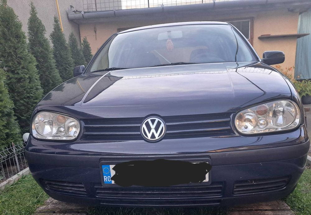 Masina volkswagen golf 4